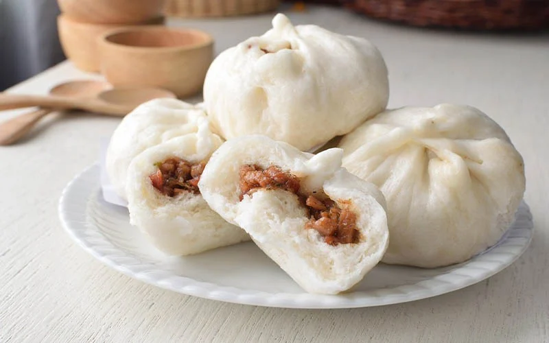 Steamed pork dumplings